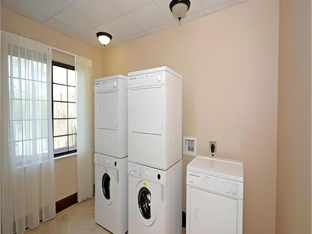Staybridge Suites Newport News Dış mekan fotoğraf